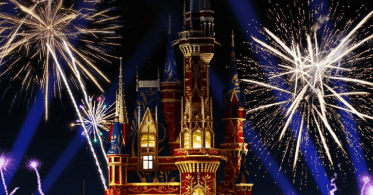 Breaking News: Nighttime Spectacular Happily Ever After debuts in Magic Kingdom