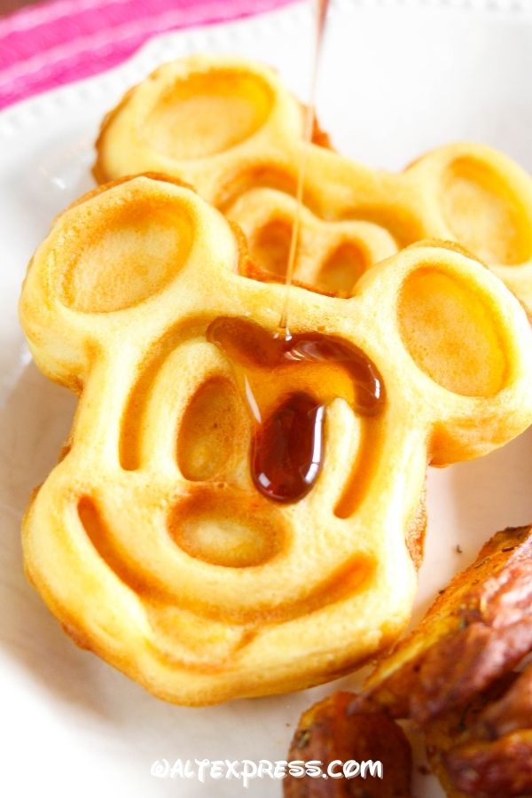 Copycat Disney Mickey Mouse Waffles